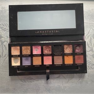 Anastasia Beverly Hills Norvina Eyeshadow Palette